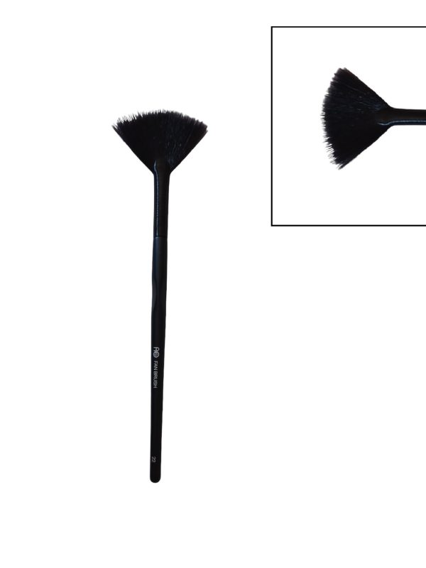RoRo Fan Brush 22