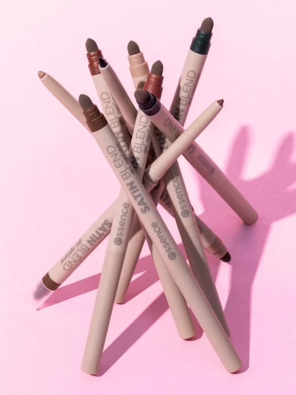 Essence Satin Blend Gel Eyeliner