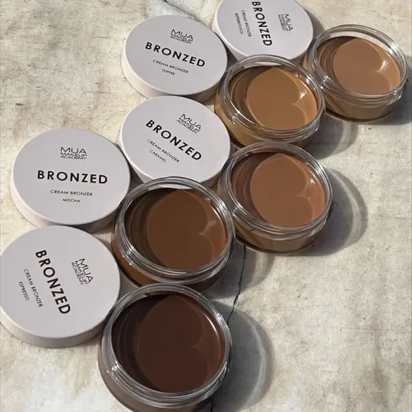 Mua Bronzed Cream Bronzer Mua Bronzed Cream Bronzer