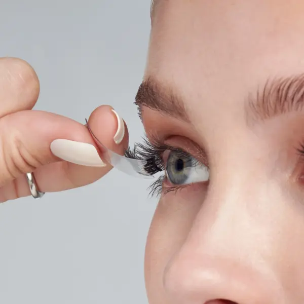 Kiss Impress Press on Falsies Easy Tab Adhesive Eyelashes 20 pcs - 03 Wispy