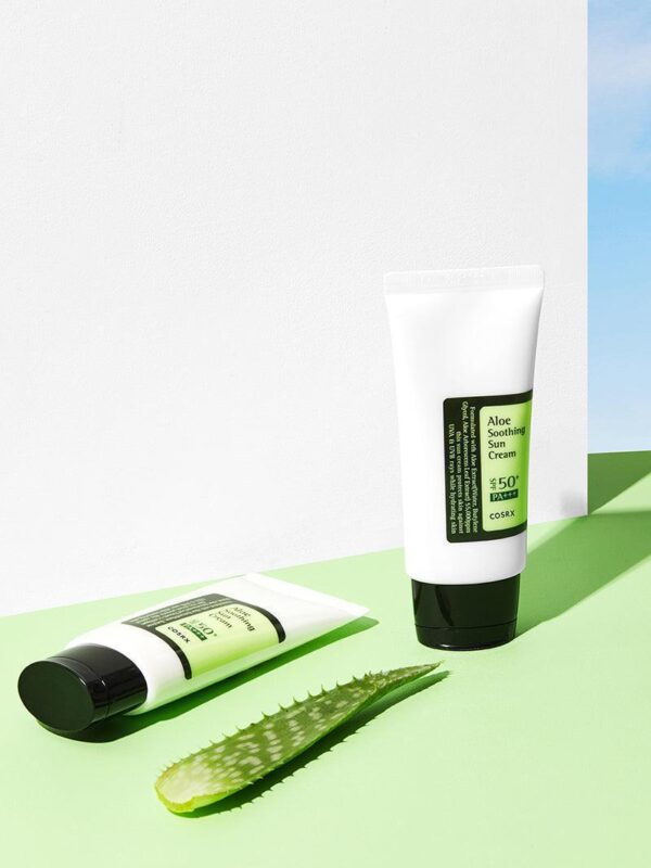 Cosrx Aloe Soothing Sun Cream SPF50+ PA+++ 50ml 5 Cosrx Aloe Soothing Sun Cream SPF50+ PA+++ 50ml
