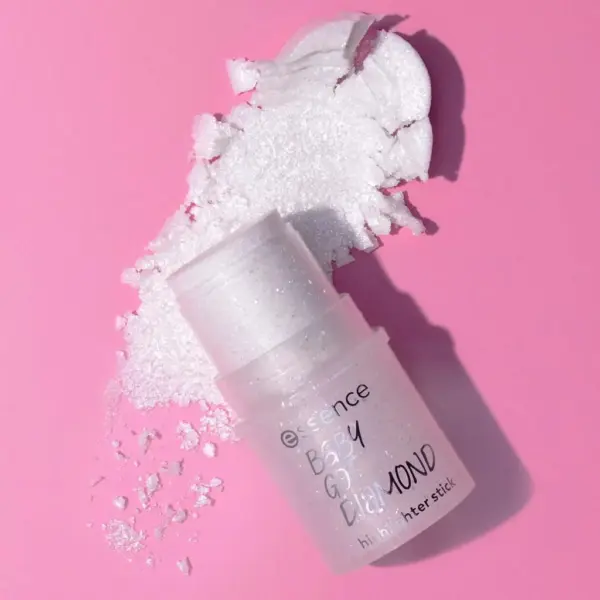 Essence Baby Got Diamond Highlighter Stick 2 Essence Baby Got Diamond Highlighter Stick