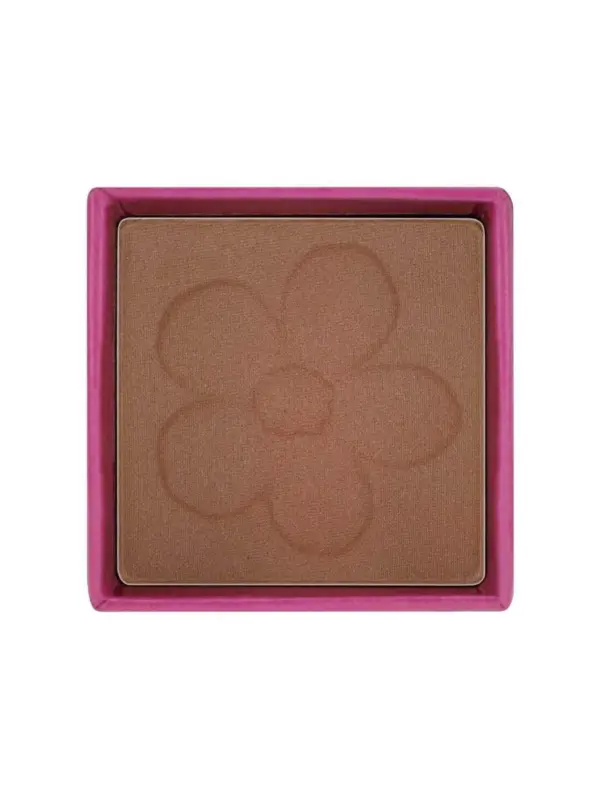 W7 Honolulu Sun Rays Shimmer Glow Bronzing Powder3 W7 Honolulu Sun Rays Shimmer Glow Bronzing Powder