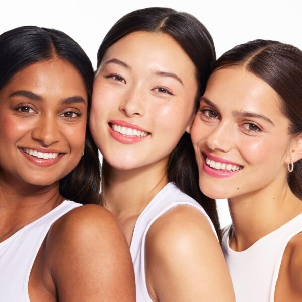 Revolution Skin Silk Serum Foundation 23ml 2 Revolution Skin Silk Serum Foundation 23ml